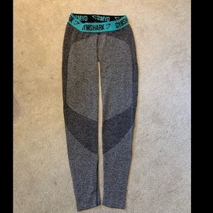 Gym shark flex leggings - salt and pepper
